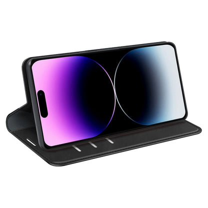 Retro-skin Magnetic Suction Leather Phone Case
